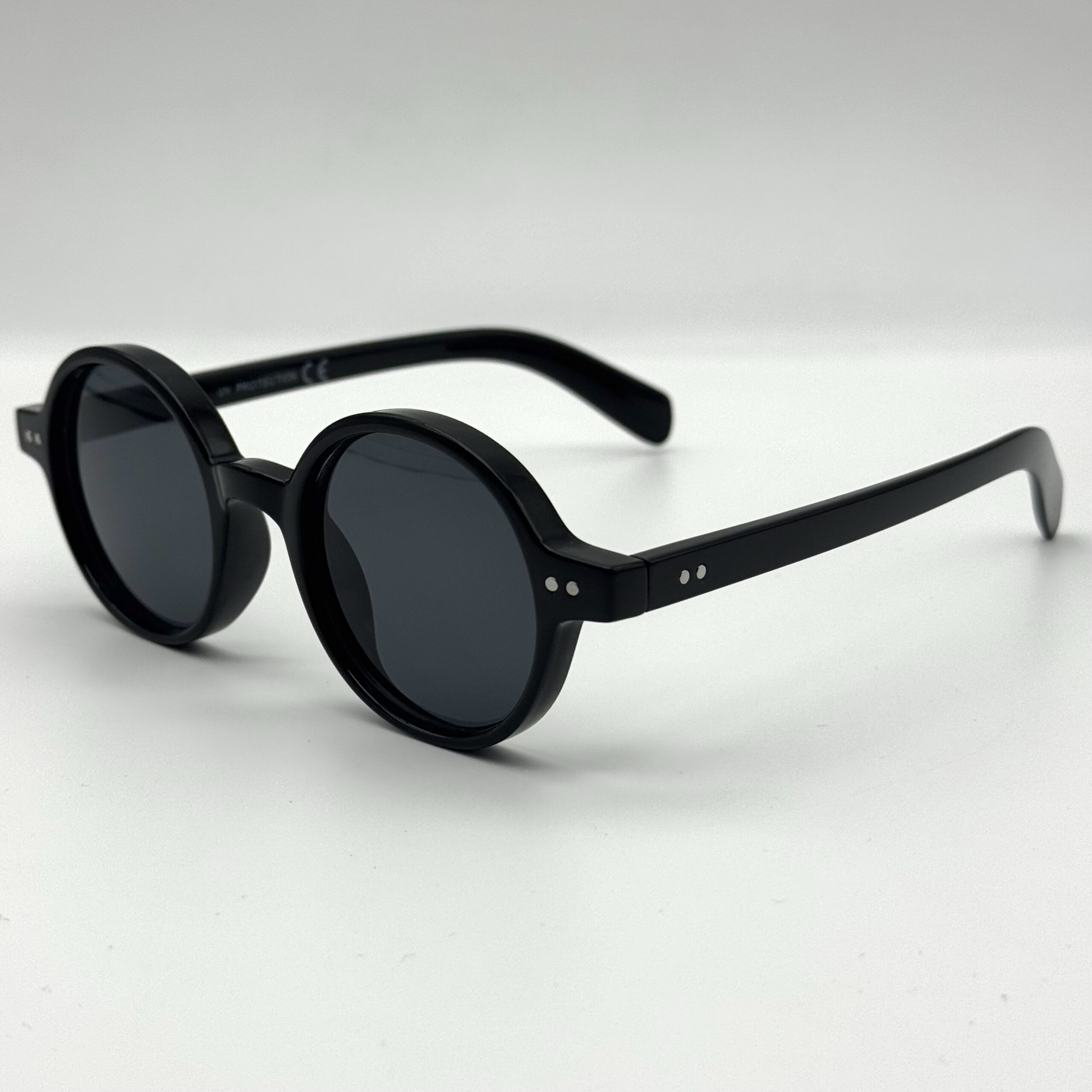 img_1256-2 Black river – Image 1