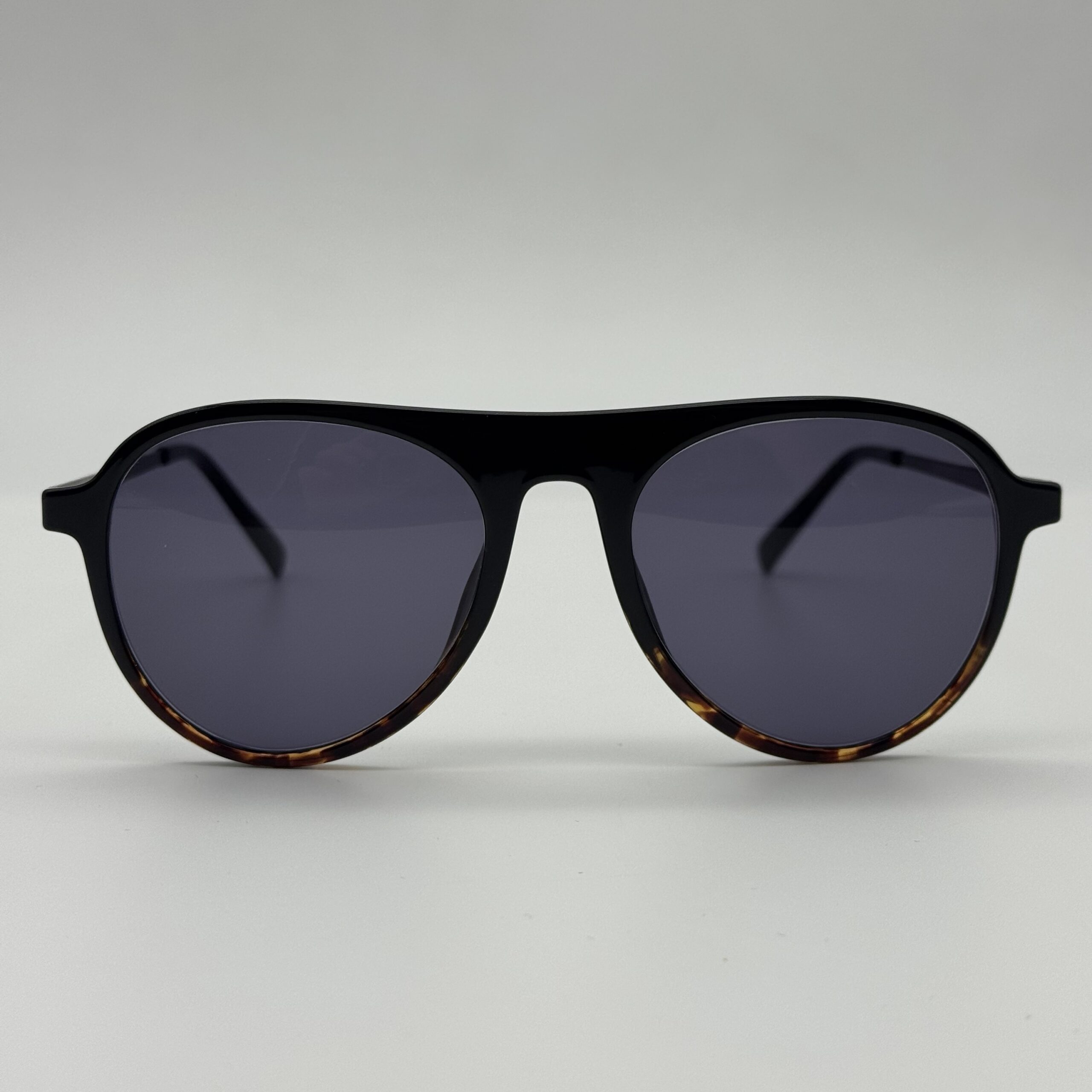 img_1399 Black Horizon – Image 1