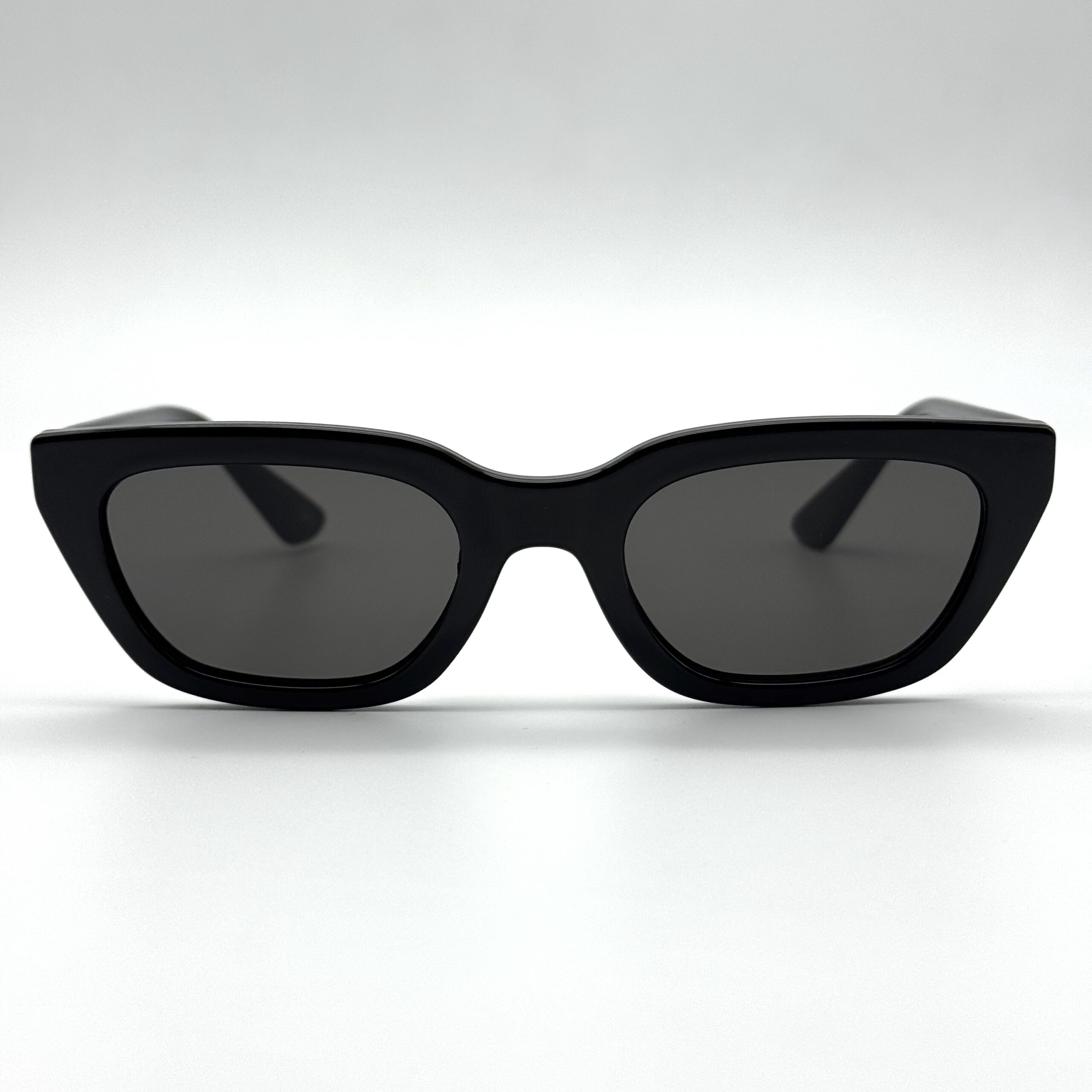 img_1836-2 Otra black – Image 1