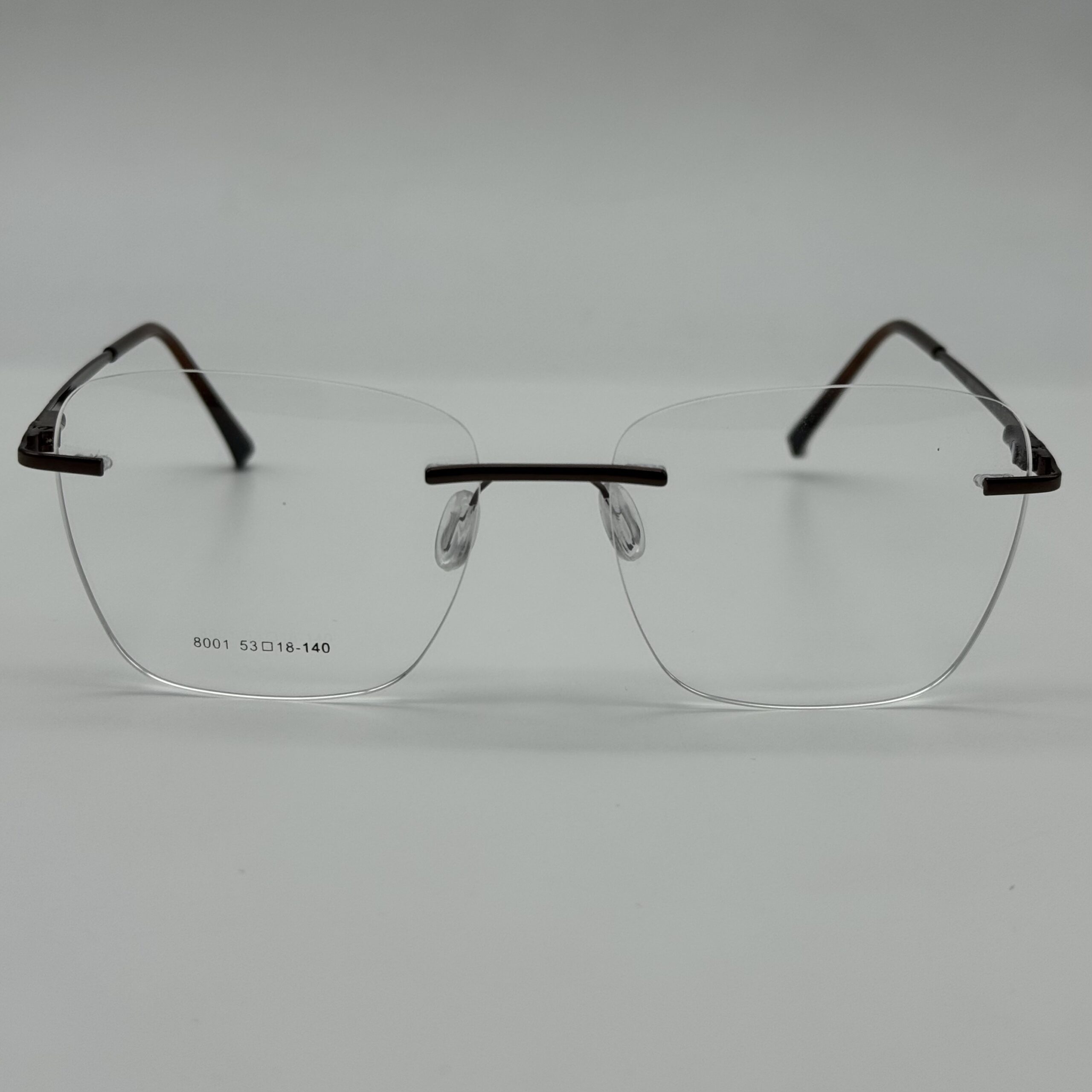 img_2666 Feather 8001-C3 – Image 1