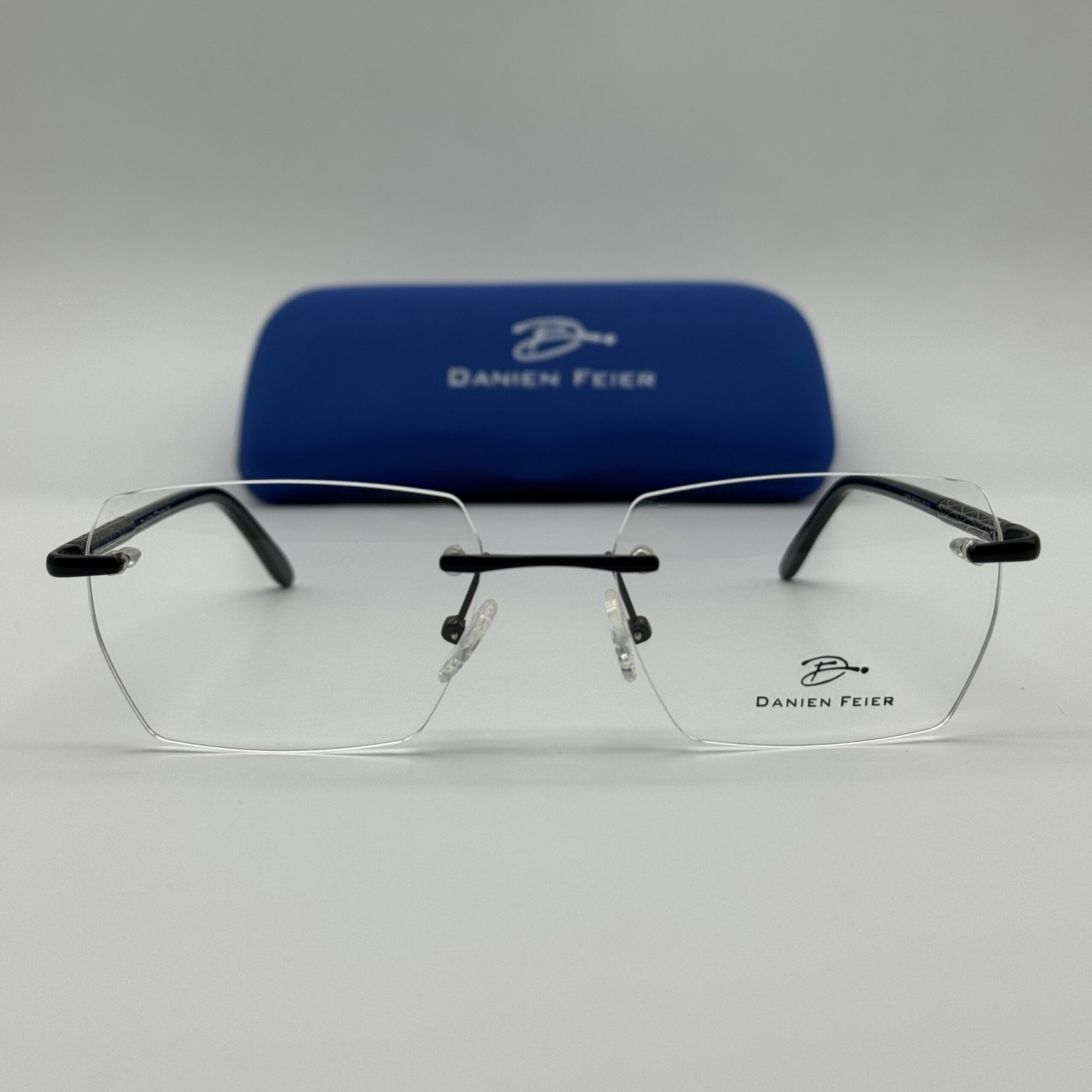 img_2670 Danien 25620-C4 – Image 1