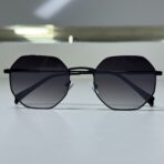 CV018027-C3 – Image 3