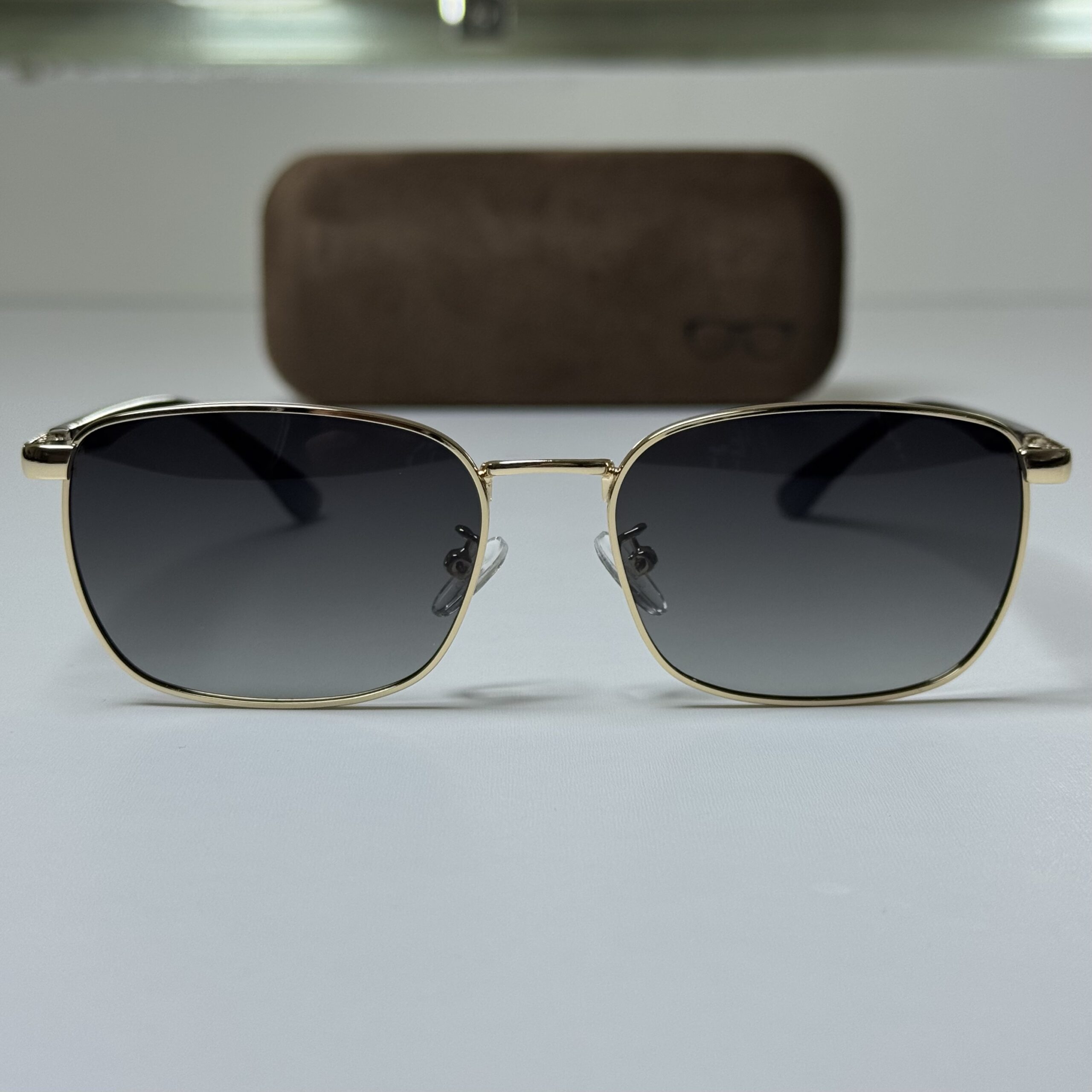 img_8054-2 CV203053-C4 – Image 1